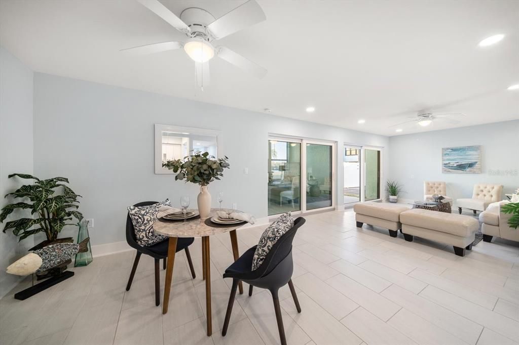 For Sale: $329,000 (1 beds, 1 baths, 770 Square Feet)