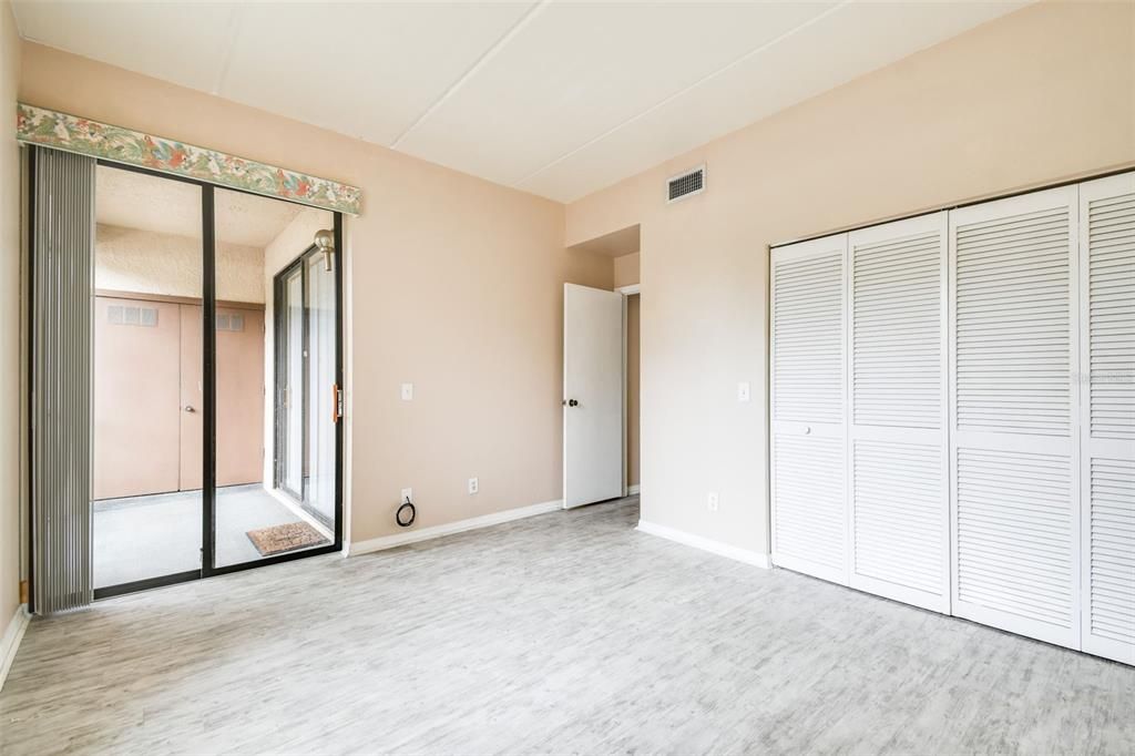 В аренду: $2,000 (2 спален, 2 ванн, 1465 Квадратных фут)