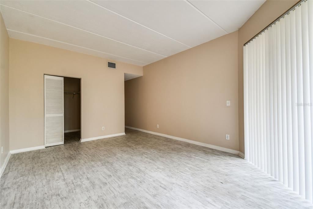 В аренду: $2,000 (2 спален, 2 ванн, 1465 Квадратных фут)