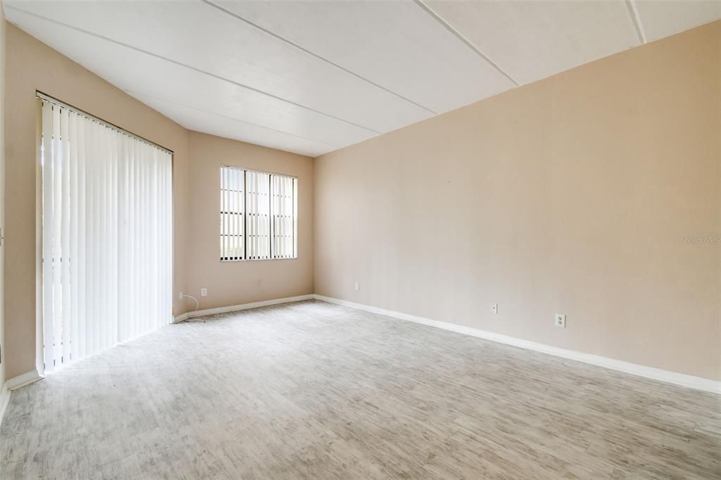 В аренду: $2,000 (2 спален, 2 ванн, 1465 Квадратных фут)