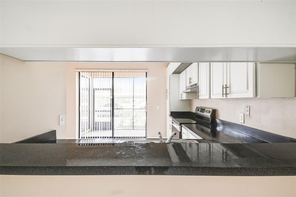 В аренду: $2,000 (2 спален, 2 ванн, 1465 Квадратных фут)