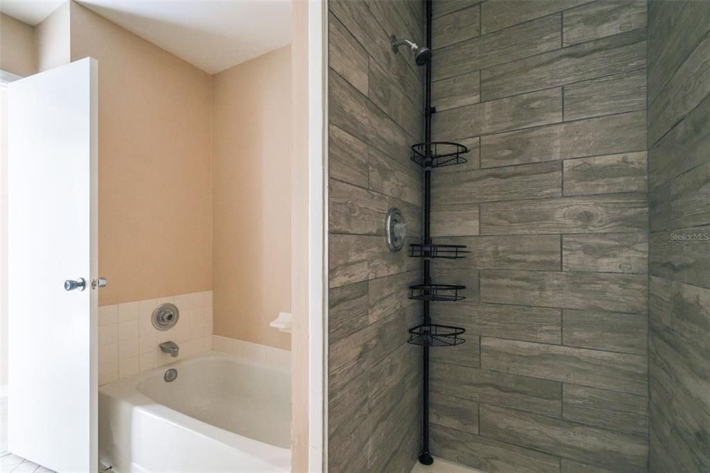 В аренду: $2,000 (2 спален, 2 ванн, 1465 Квадратных фут)