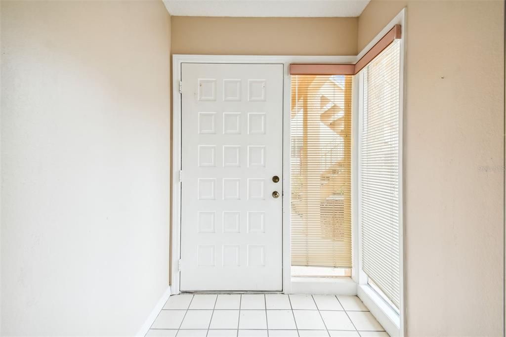 В аренду: $2,000 (2 спален, 2 ванн, 1465 Квадратных фут)