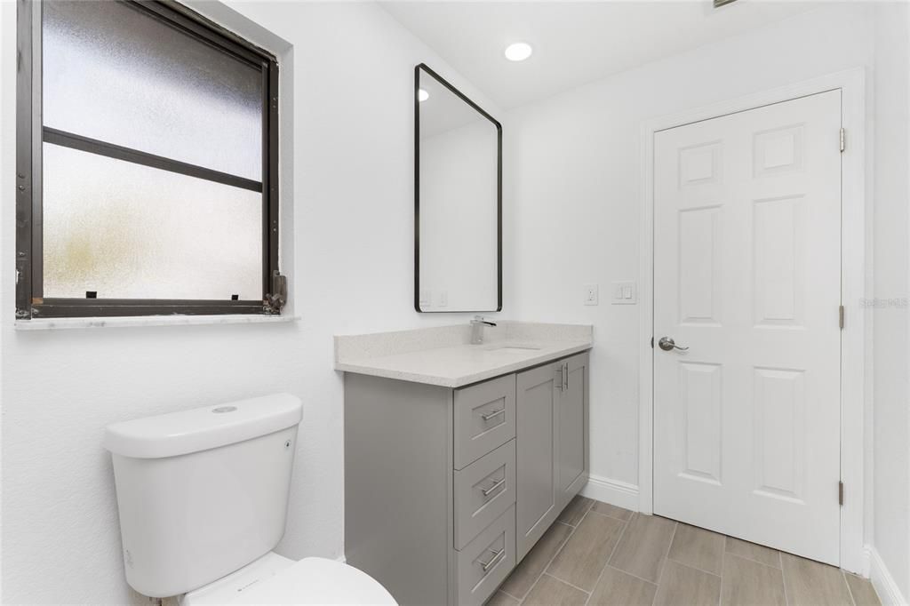 For Sale: $375,000 (3 beds, 2 baths, 1899 Square Feet)