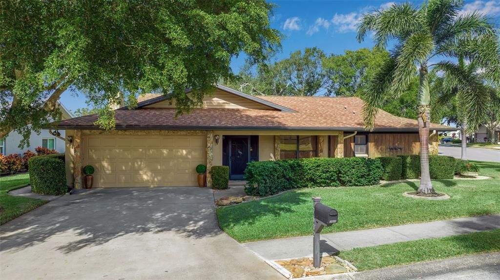 На продажу: $550,000 (3 спален, 2 ванн, 1892 Квадратных фут)