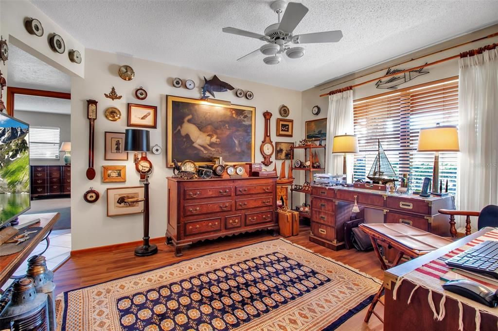 На продажу: $550,000 (3 спален, 2 ванн, 1892 Квадратных фут)