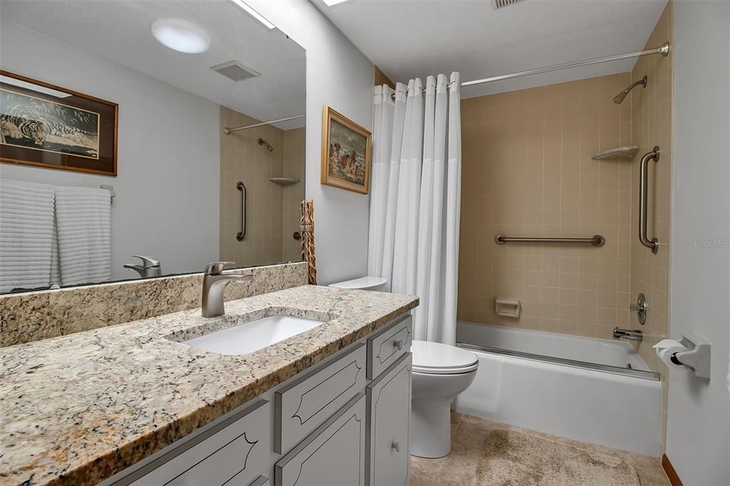 На продажу: $550,000 (3 спален, 2 ванн, 1892 Квадратных фут)