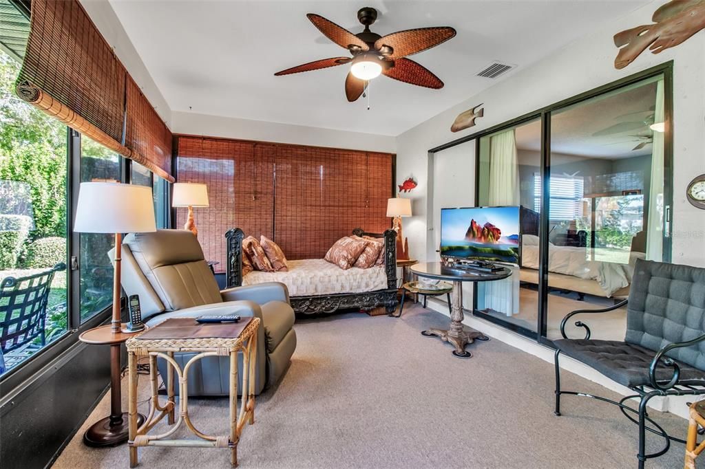 На продажу: $550,000 (3 спален, 2 ванн, 1892 Квадратных фут)