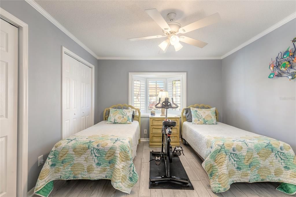 For Sale: $469,900 (3 beds, 2 baths, 716 Square Feet)