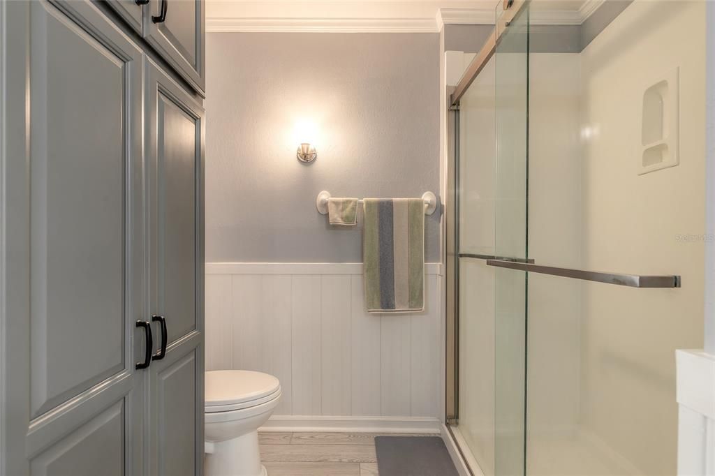 For Sale: $469,900 (3 beds, 2 baths, 716 Square Feet)