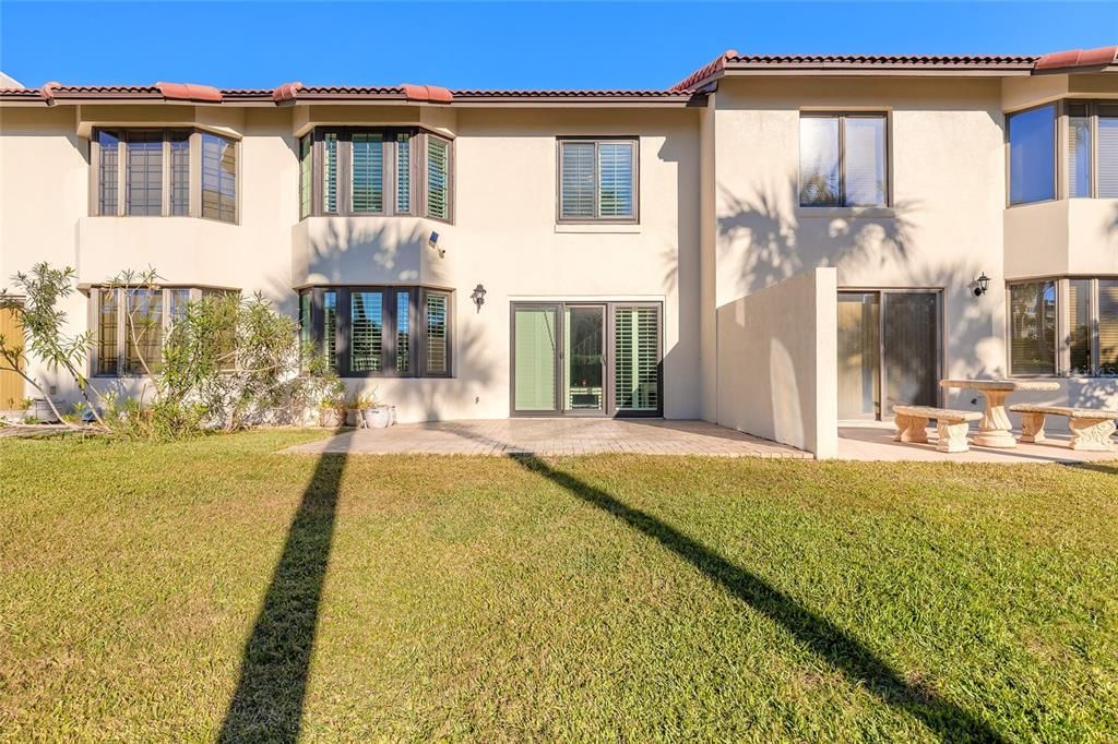 For Sale: $469,900 (3 beds, 2 baths, 716 Square Feet)