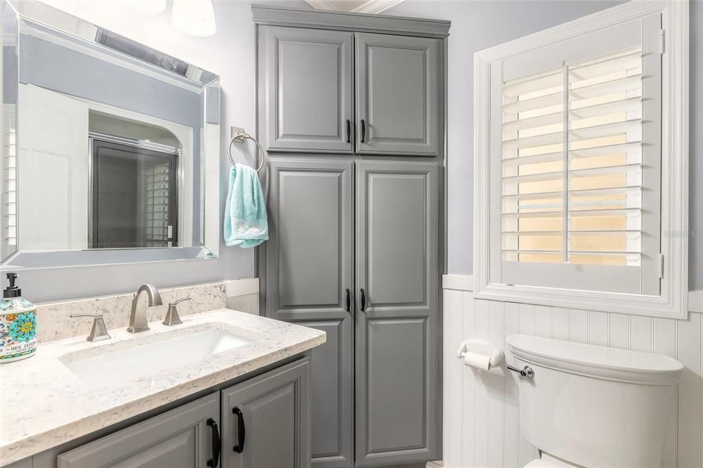 For Sale: $469,900 (3 beds, 2 baths, 716 Square Feet)