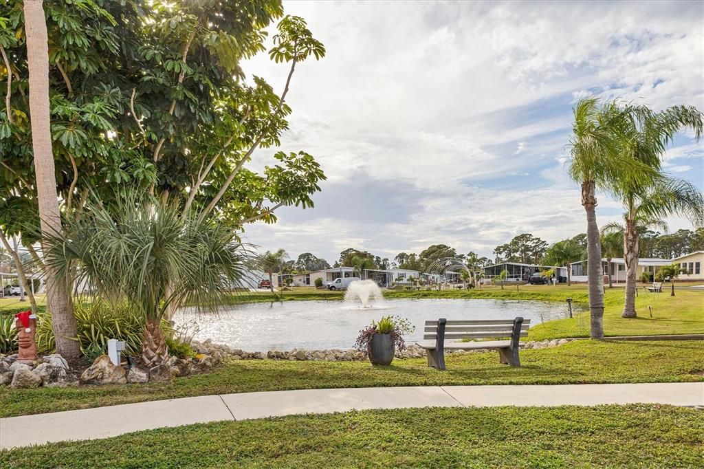 На продажу: $155,000 (2 спален, 2 ванн, 1232 Квадратных фут)