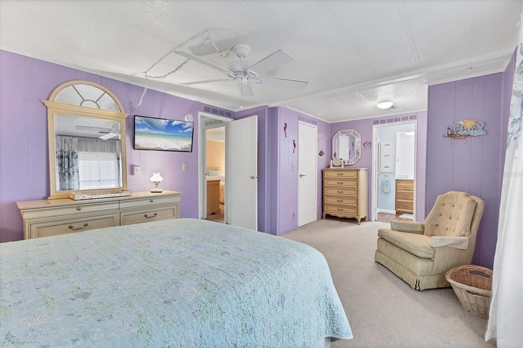 На продажу: $155,000 (2 спален, 2 ванн, 1232 Квадратных фут)