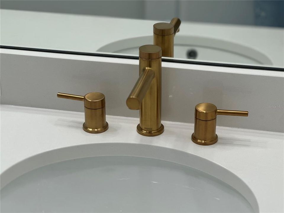 For Rent: $2,500 (3 beds, 3 baths, 1577 Square Feet)