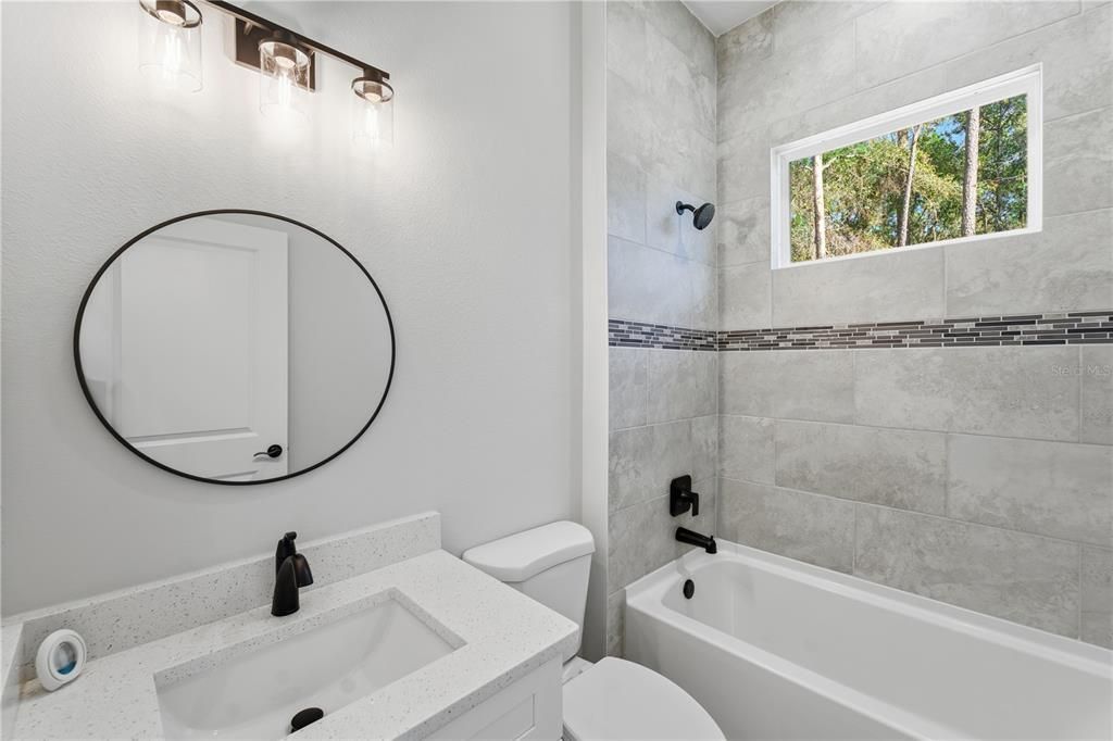 For Sale: $349,900 (4 beds, 3 baths, 1802 Square Feet)