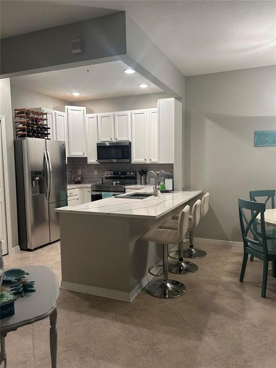 For Sale: $289,900 (3 beds, 2 baths, 1210 Square Feet)