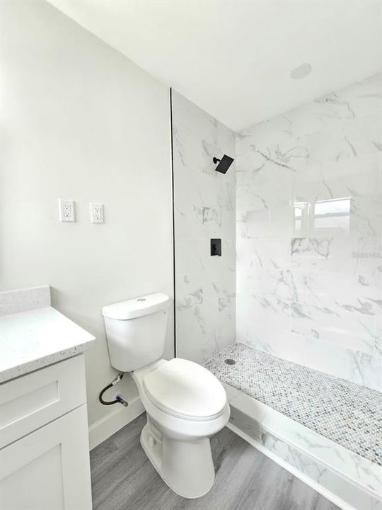 En Venta: $339,000 (4 camas, 2 baños, 1742 Pies cuadrados)