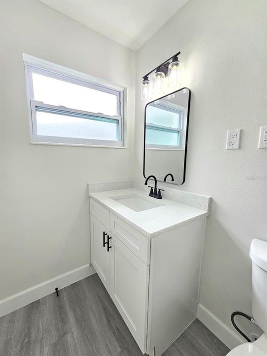 En Venta: $339,000 (4 camas, 2 baños, 1742 Pies cuadrados)