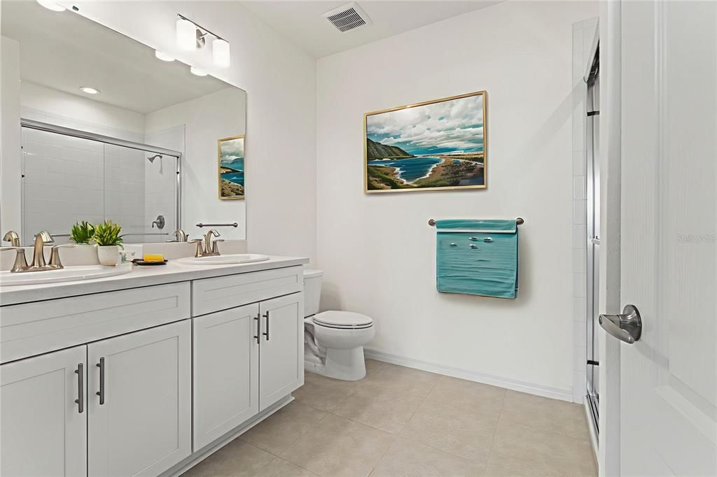 For Sale: $345,000 (3 beds, 2 baths, 1790 Square Feet)