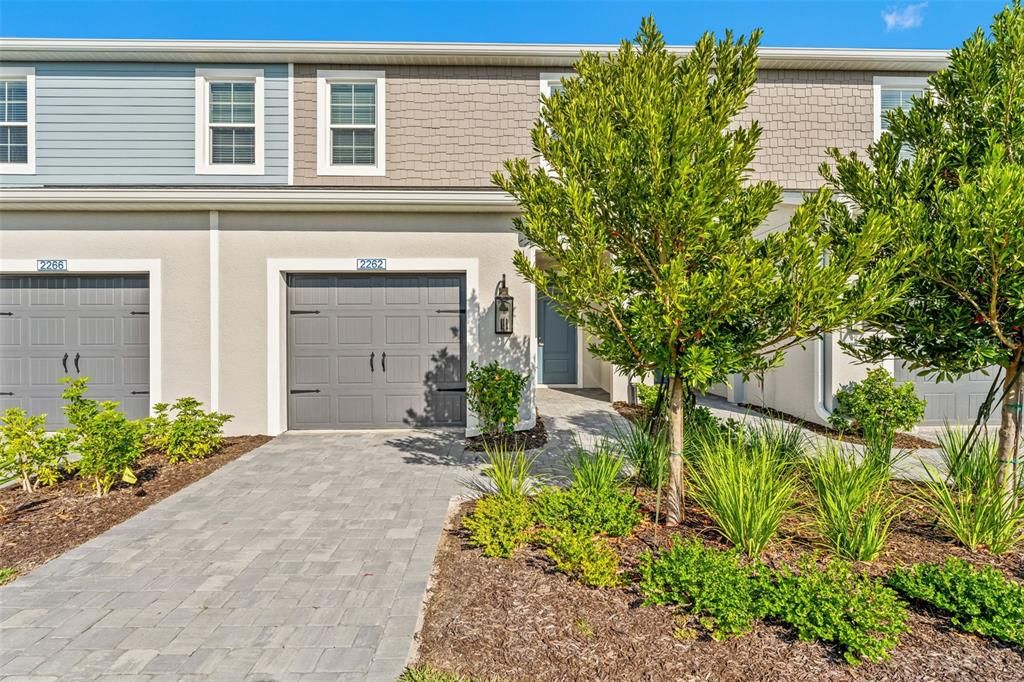 For Sale: $345,000 (3 beds, 2 baths, 1790 Square Feet)