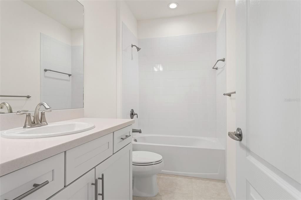 For Sale: $345,000 (3 beds, 2 baths, 1790 Square Feet)