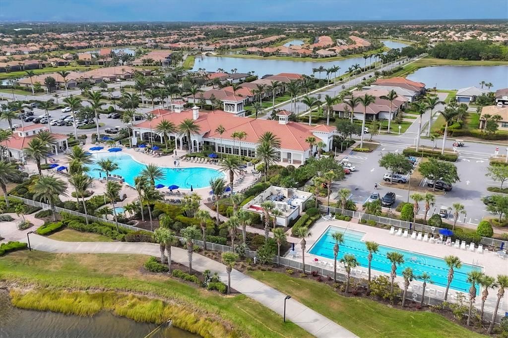 For Sale: $400,000 (2 beds, 2 baths, 1706 Square Feet)