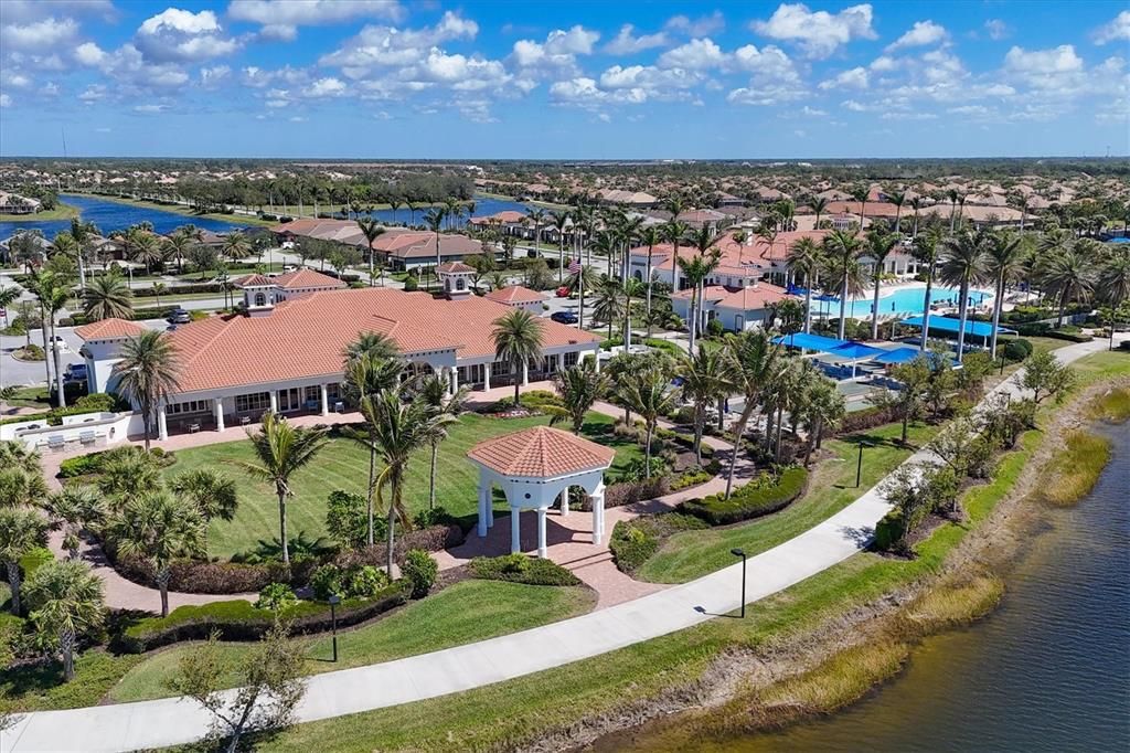 For Sale: $400,000 (2 beds, 2 baths, 1706 Square Feet)