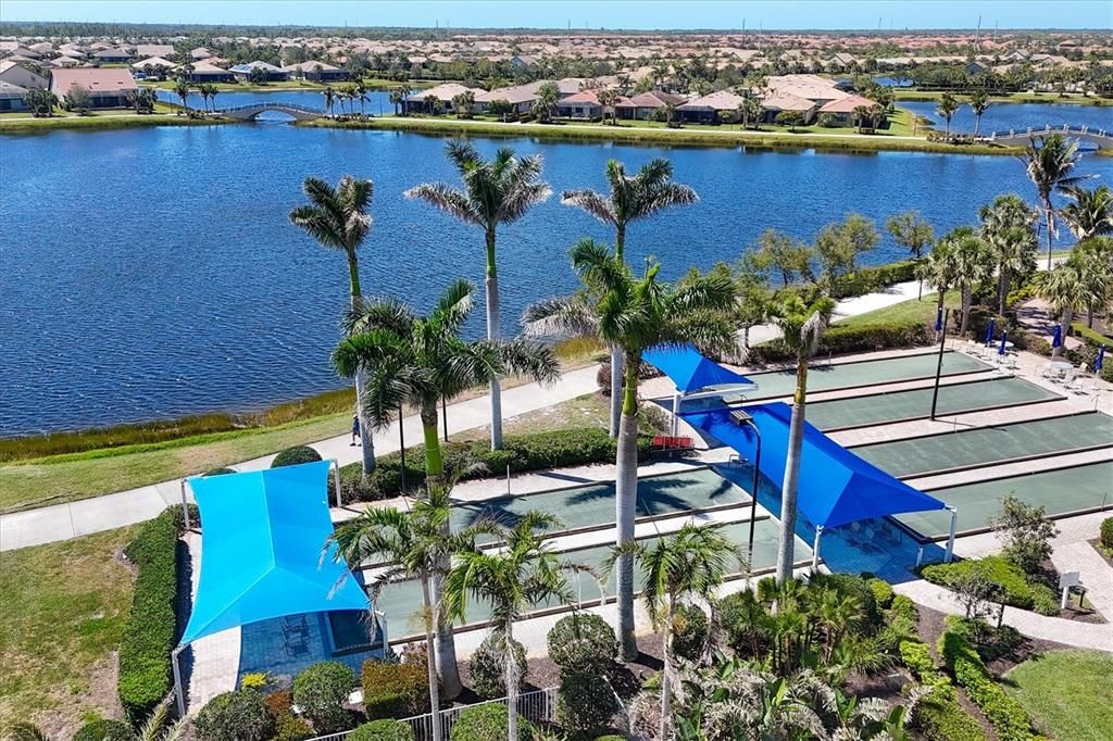 For Sale: $400,000 (2 beds, 2 baths, 1706 Square Feet)