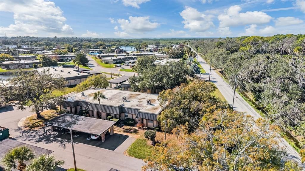 На продажу: $135,000 (2 спален, 2 ванн, 1050 Квадратных фут)