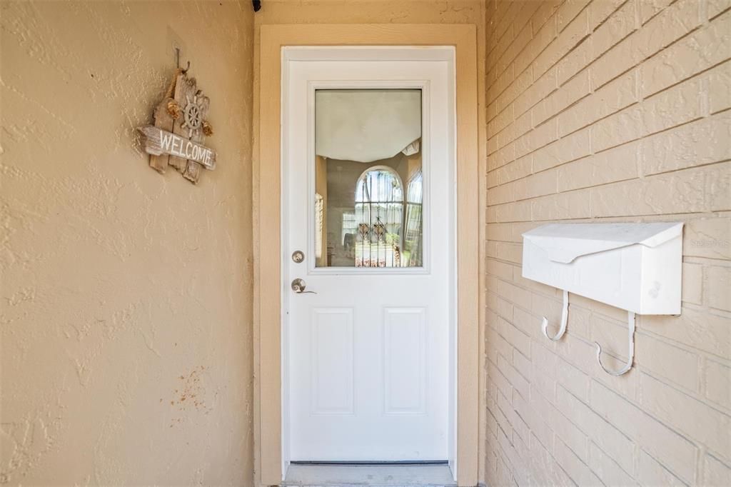 На продажу: $135,000 (2 спален, 2 ванн, 1050 Квадратных фут)