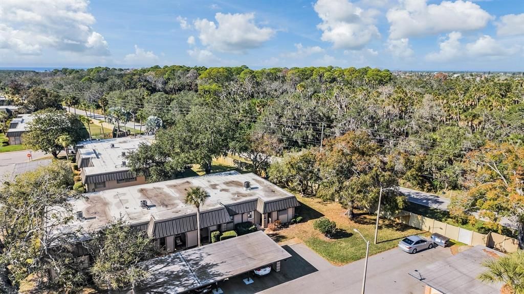 На продажу: $135,000 (2 спален, 2 ванн, 1050 Квадратных фут)