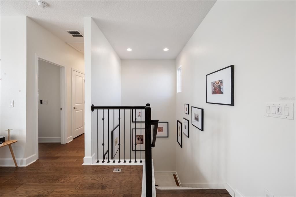 For Sale: $995,000 (5 beds, 4 baths, 3578 Square Feet)