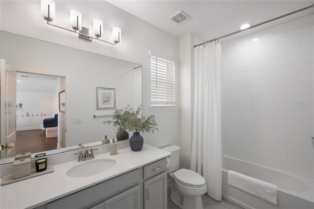 For Sale: $995,000 (5 beds, 4 baths, 3578 Square Feet)