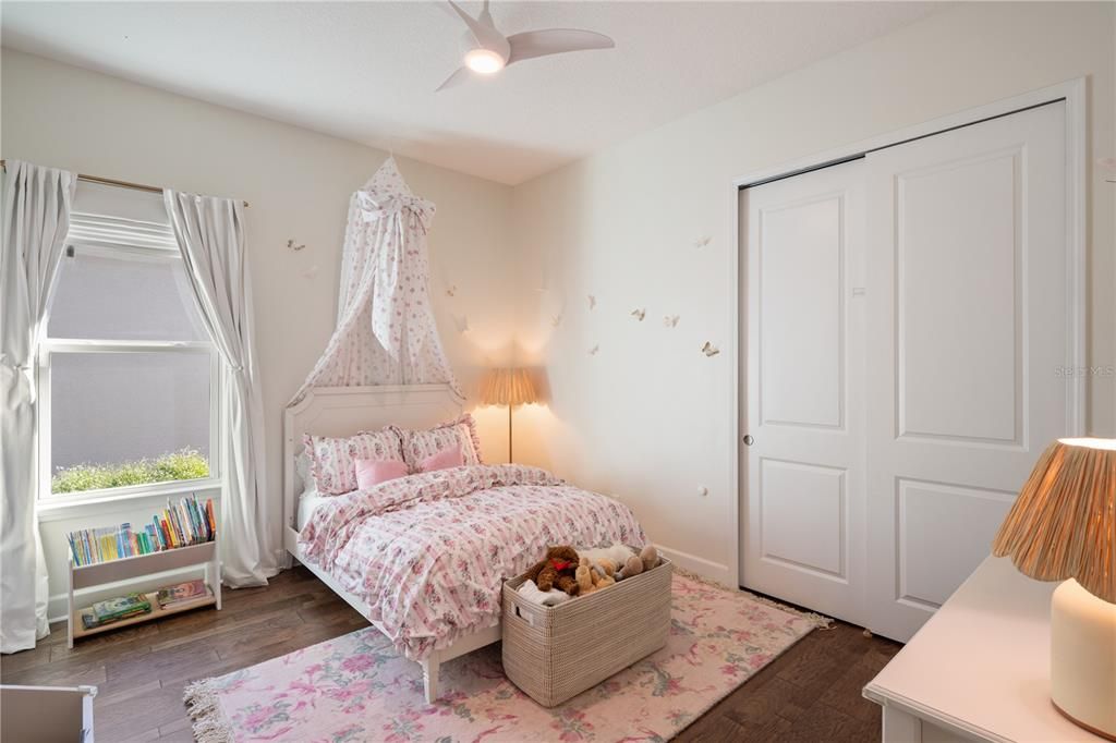 For Sale: $995,000 (5 beds, 4 baths, 3578 Square Feet)