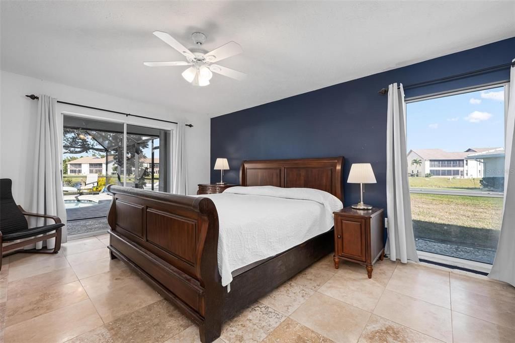 En Venta: $550,000 (3 camas, 3 baños, 2086 Pies cuadrados)