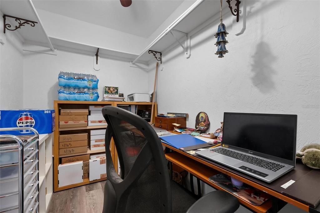 En Venta: $550,000 (3 camas, 3 baños, 2086 Pies cuadrados)