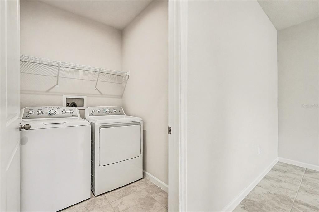 For Sale: $285,000 (3 beds, 2 baths, 1632 Square Feet)