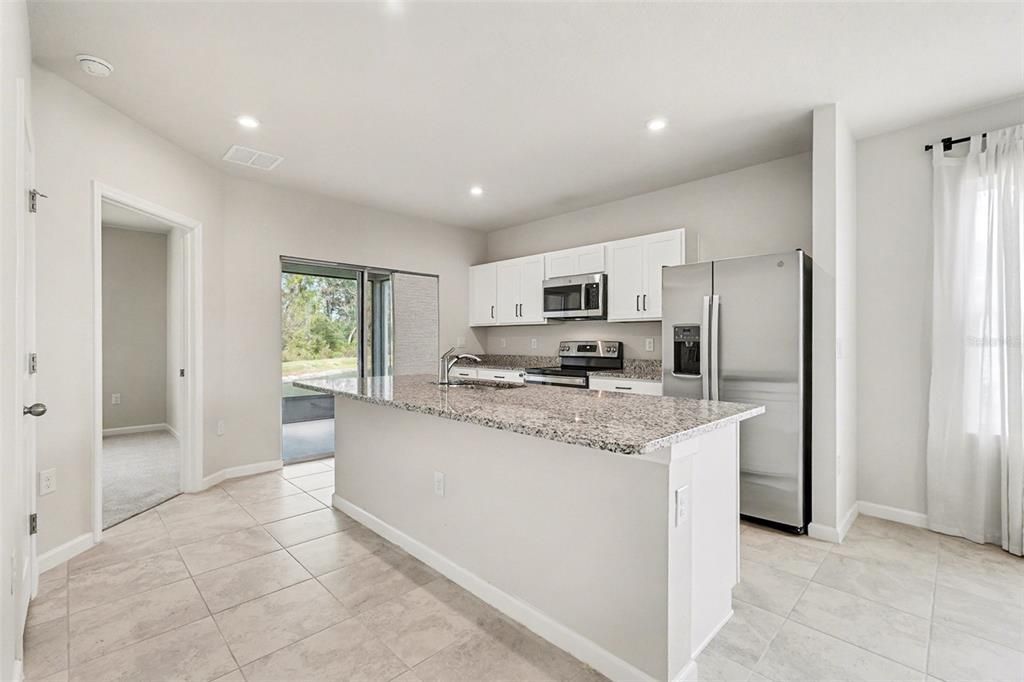 For Sale: $285,000 (3 beds, 2 baths, 1632 Square Feet)