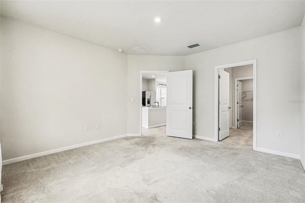 For Sale: $285,000 (3 beds, 2 baths, 1632 Square Feet)