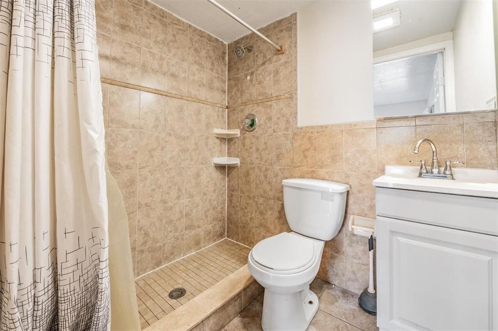 В аренду: $2,800 (3 спален, 2 ванн, 1314 Квадратных фут)