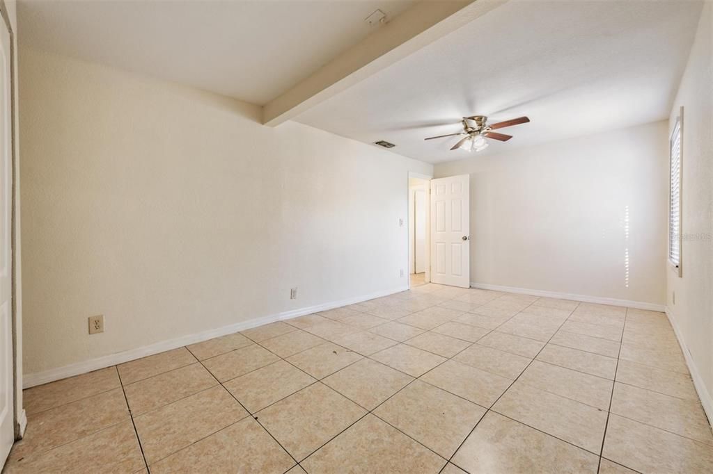 В аренду: $2,800 (3 спален, 2 ванн, 1314 Квадратных фут)