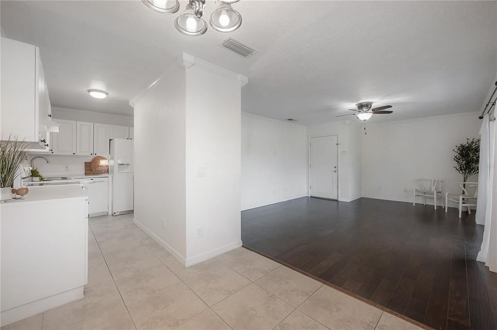 En Venta: $148,400 (1 camas, 1 baños, 795 Pies cuadrados)