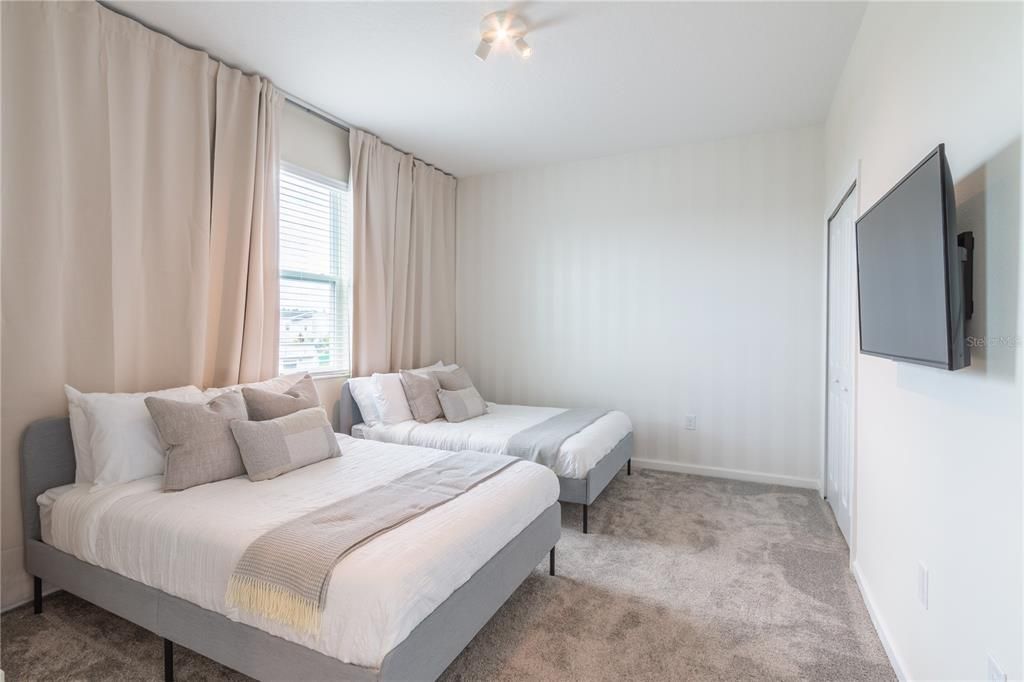 На продажу: $319,000 (3 спален, 2 ванн, 1787 Квадратных фут)