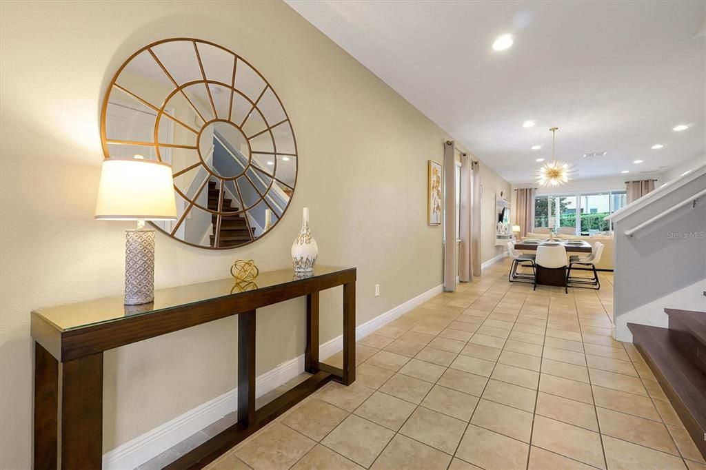 For Sale: $585,000 (6 beds, 6 baths, 3317 Square Feet)