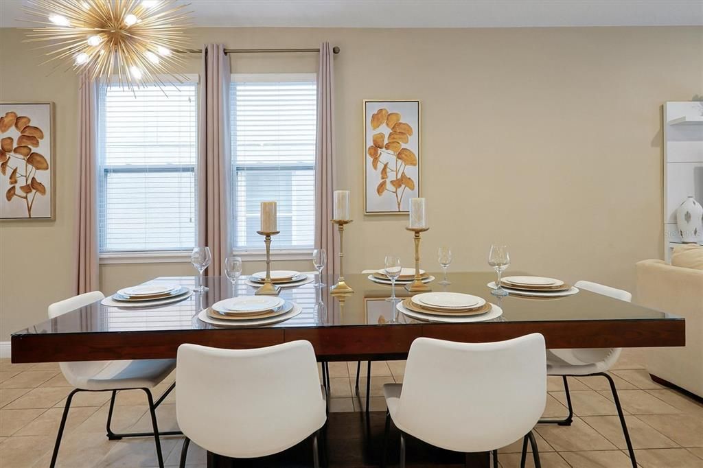 For Sale: $585,000 (6 beds, 6 baths, 3317 Square Feet)