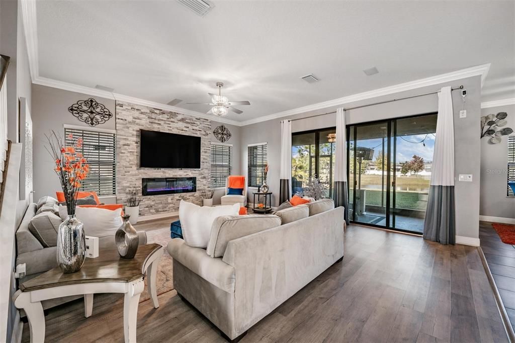 En Venta: $850,000 (7 camas, 5 baños, 4828 Pies cuadrados)