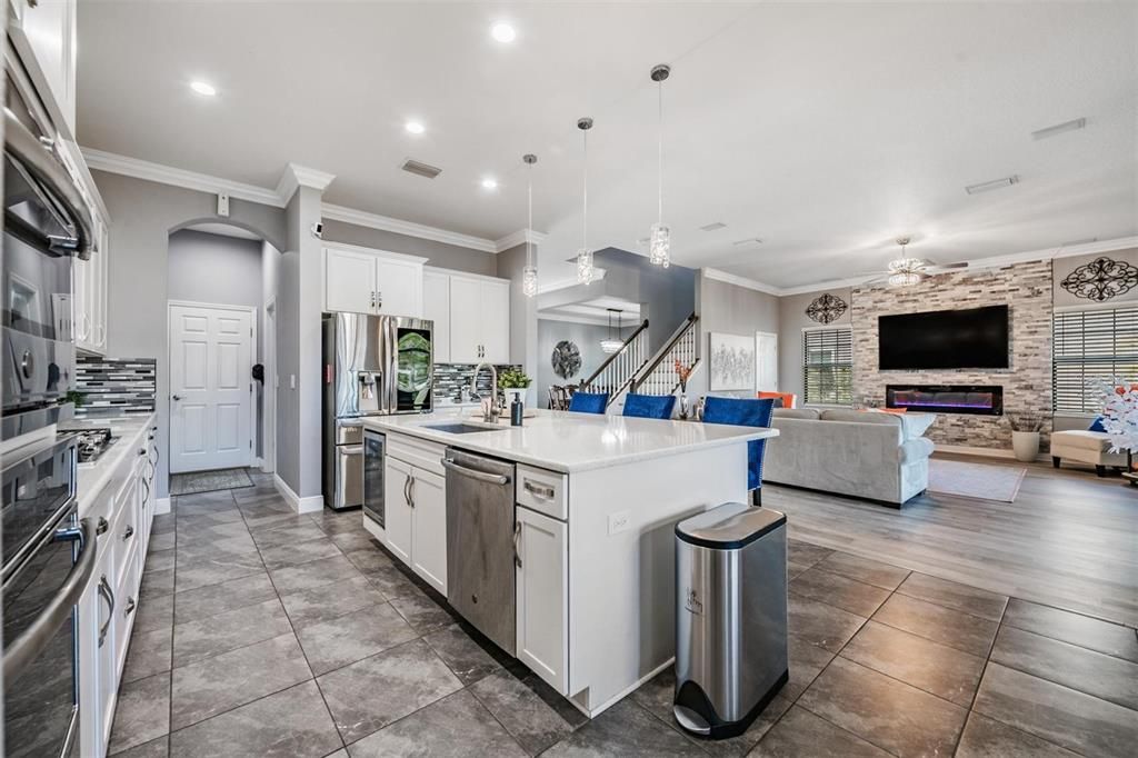 En Venta: $850,000 (7 camas, 5 baños, 4828 Pies cuadrados)