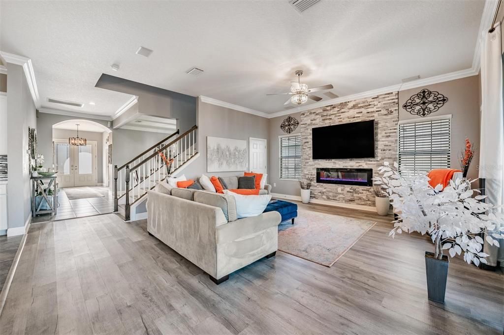 En Venta: $850,000 (7 camas, 5 baños, 4828 Pies cuadrados)