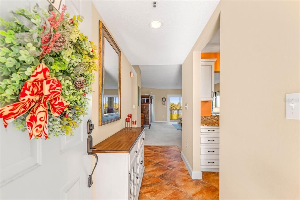 For Sale: $239,900 (2 beds, 2 baths, 1256 Square Feet)